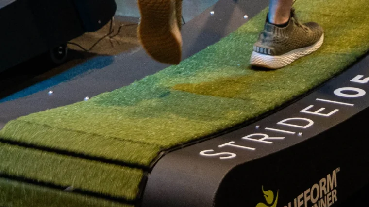 Close up of the deck on a Trueform Runner with the Green Turf Belt