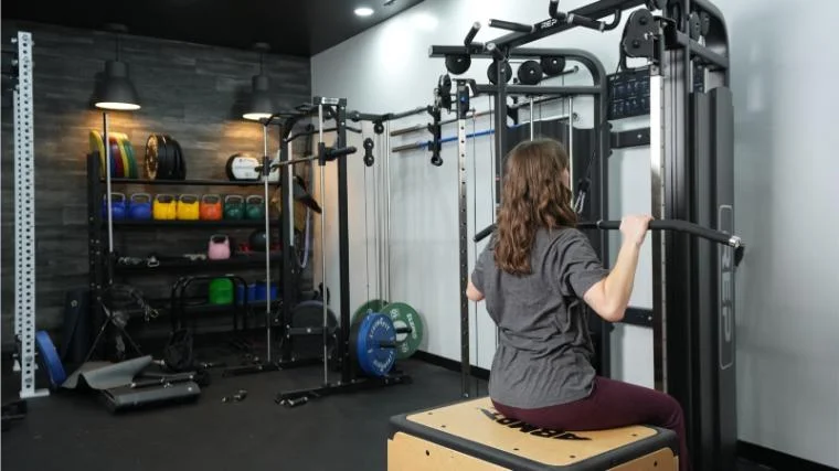 Our tester with the REP Fitness FT-5000.