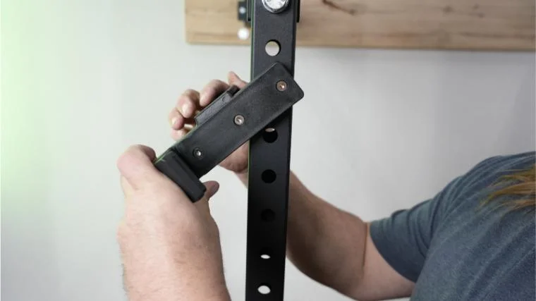 titan fitnesss t 3 folding rack putting on j hook 1