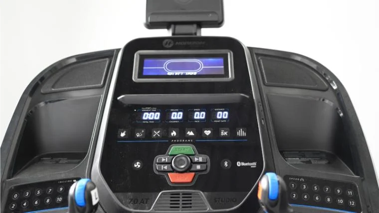 the console of the Horizon 7.0 AT Treadmill
