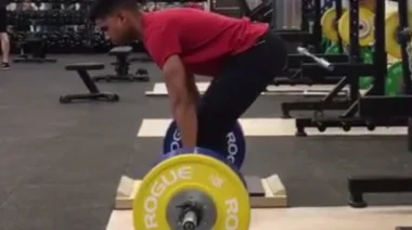 stiff leg deadlift