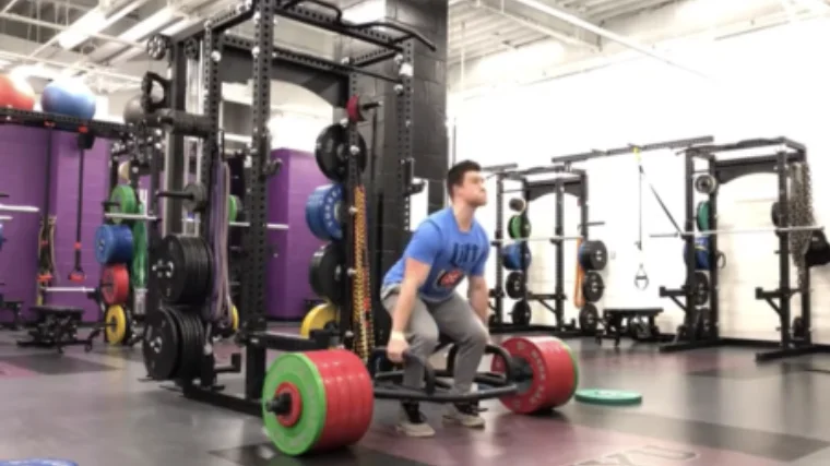 trap bar deadlift set up