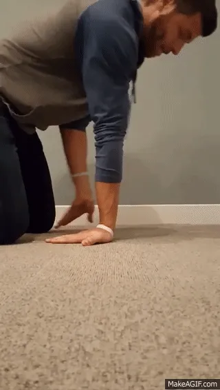 Floor_wrist_leans 1
