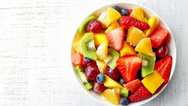 Fruit slices in a bowl
