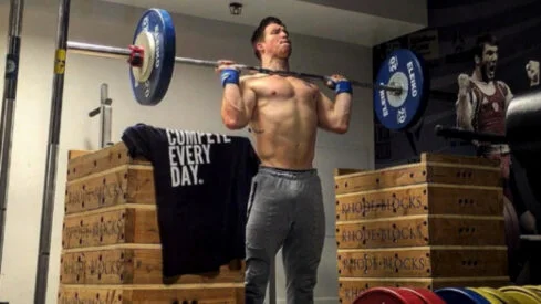 The Differences Between the Push Press Vs. Overhead Press Explained