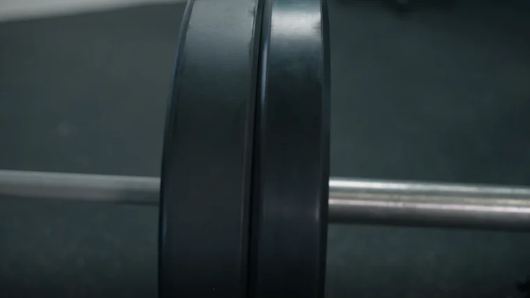 Comparing The Thickness of Both Bumper Plates