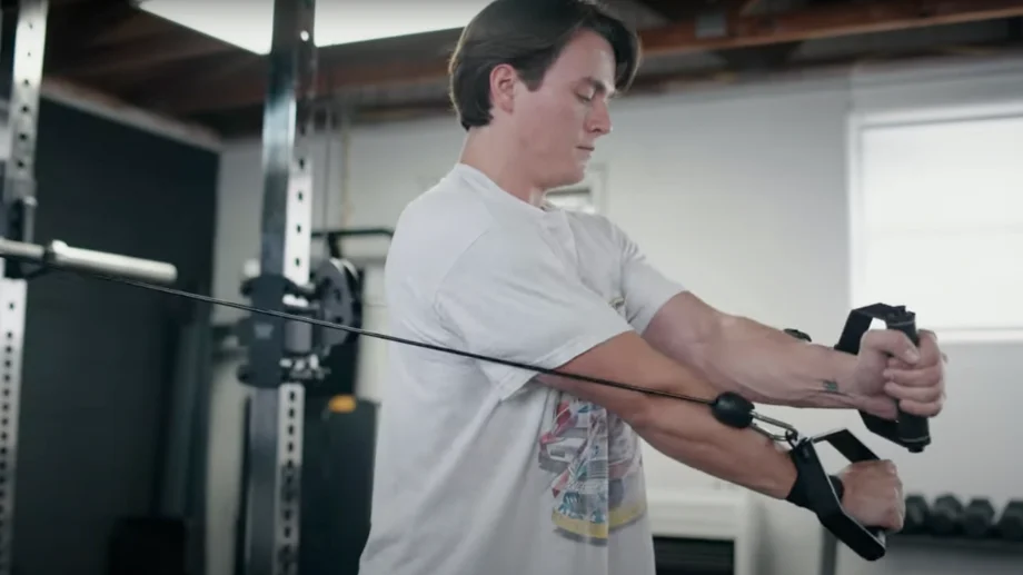 Barbend tester Jake Herod works out on a Force USA trainer