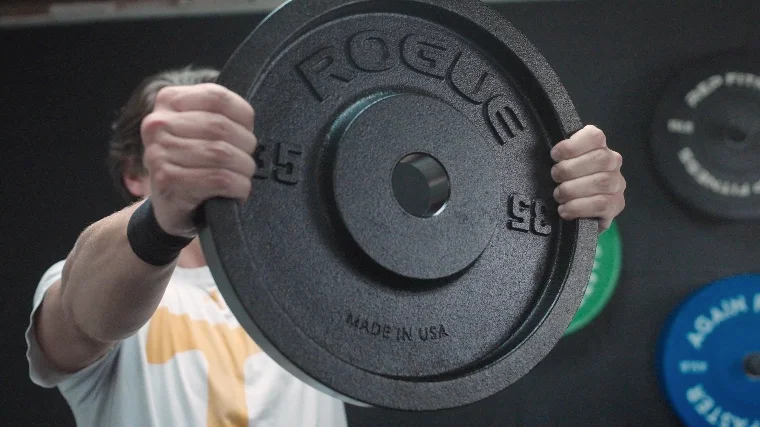35-pound Rogue Deep Dish Plate