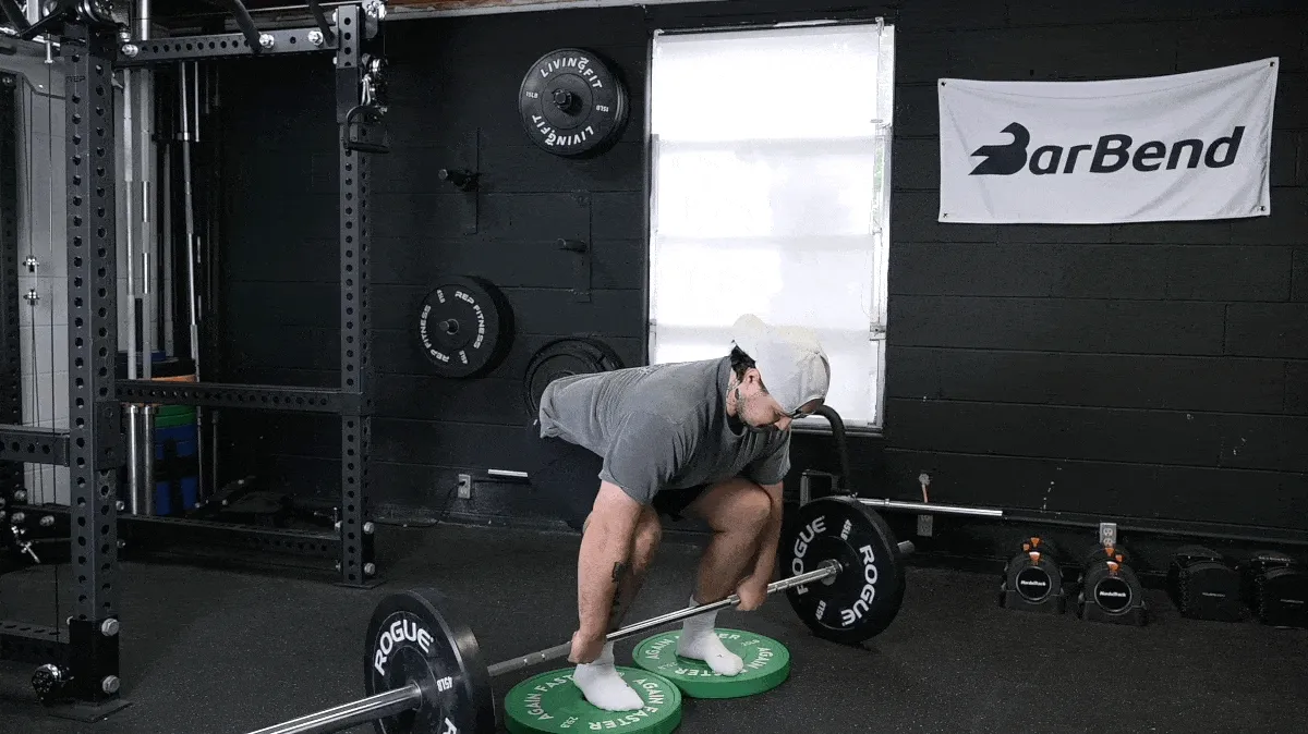 deficit deadlift barbend movement gif masters