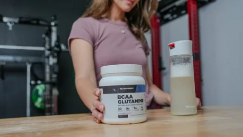 Transparent Labs BCAA Glutamine Review (2026): An Expert-Approved, Third-Party Tested BCAA Behemoth