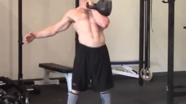 single kettlebell thruster