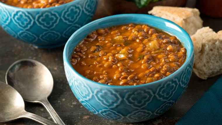 Cooked lentils in a bowl.