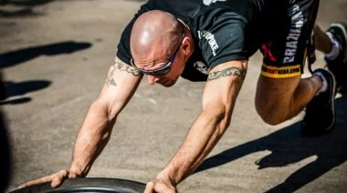tyre push 2140998_1280