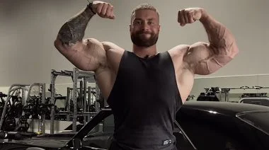 Cbum