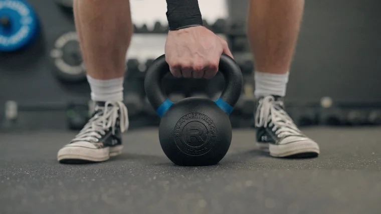 Gripping the Rogue Kettlebell