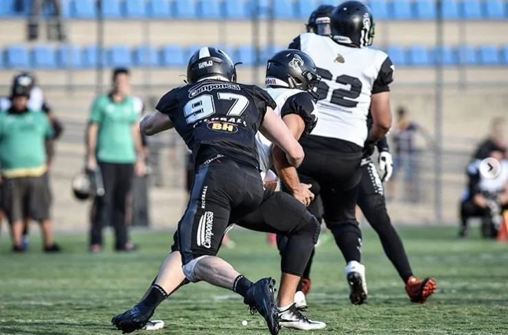 Weightlifitng Training for Football Players
