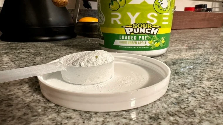 A scoop of RYSE Pre-Workout