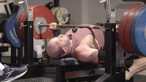 A Step-by-Step Bench Press Guide From One of Strongman’s Top Coaches