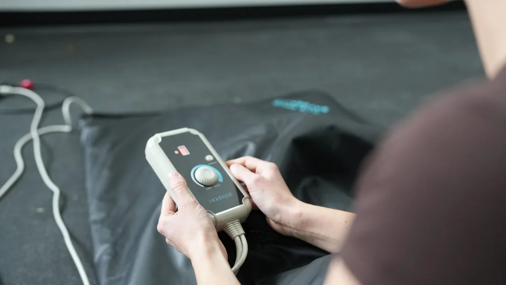 The Higher Dose Infrared Sauna Blanket's controller. 