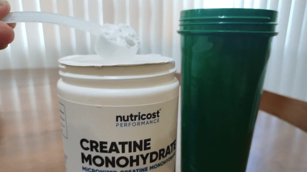 nutricost-creatine-monohydrate A scoop of Nutricost Creatine Monohydrate.