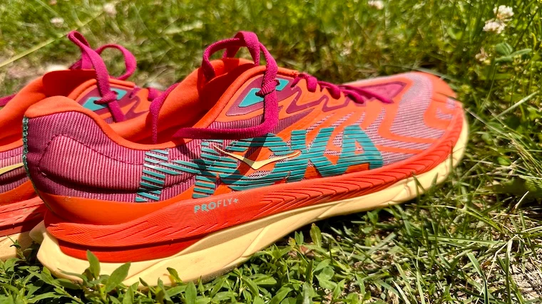 HOKA Tecton X 2