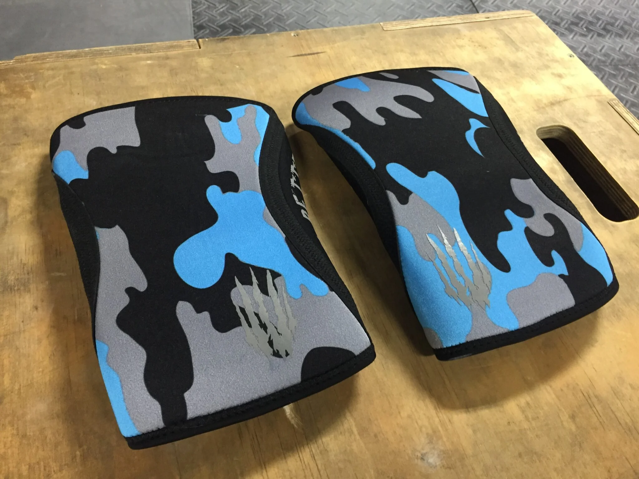 Bear Komplex 7mm Knee Sleeve