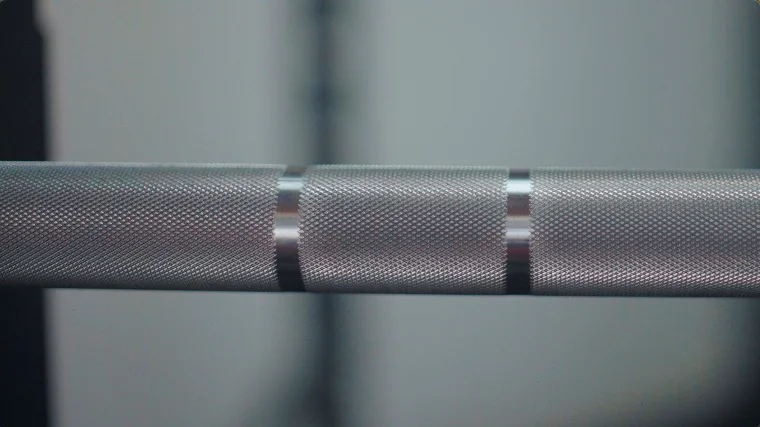 Knurling on the Rogue Ohio Bar