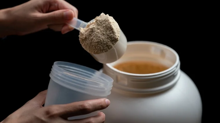 tub of protein powder