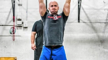 kettlebell thruster