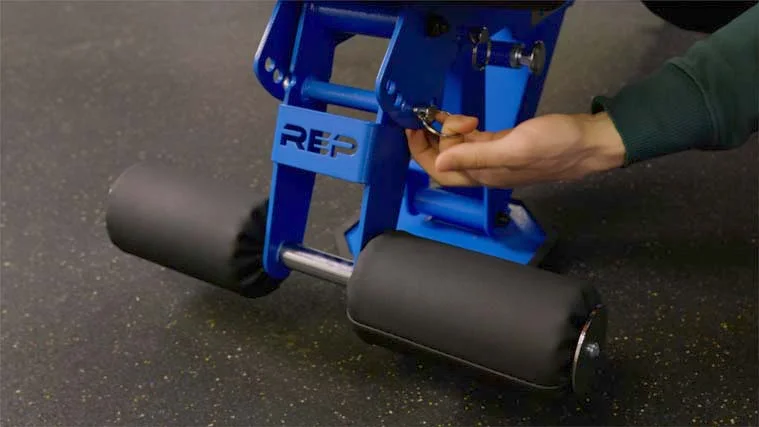 AB-3000 2.0 Leg Rollers and Built-In Handle