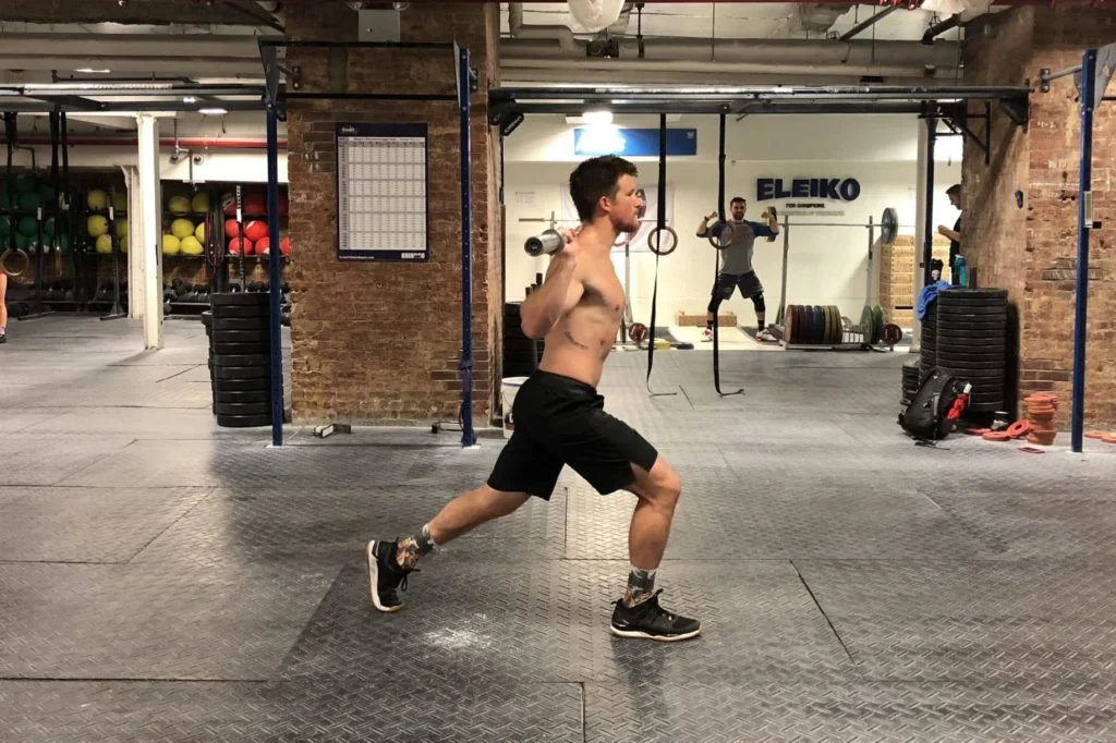 reverse lunge middle 2