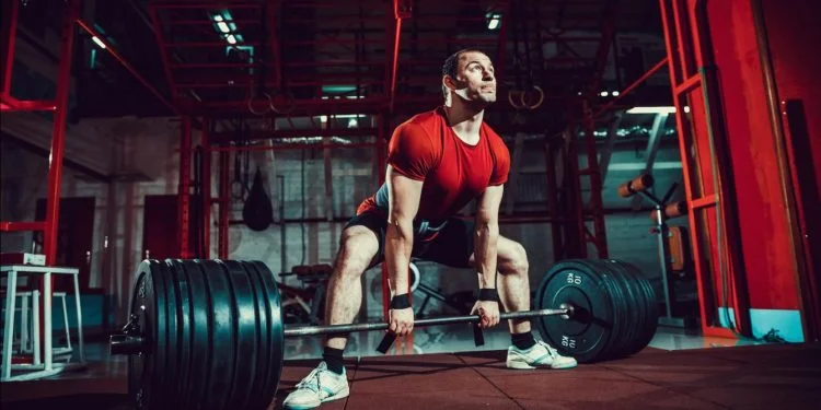 sumo deadlift featured