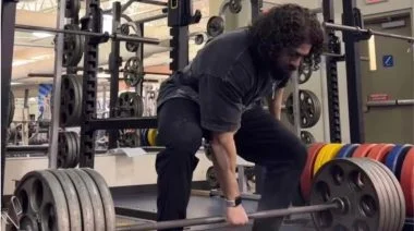 500LB Deadlift Triple With One Hand