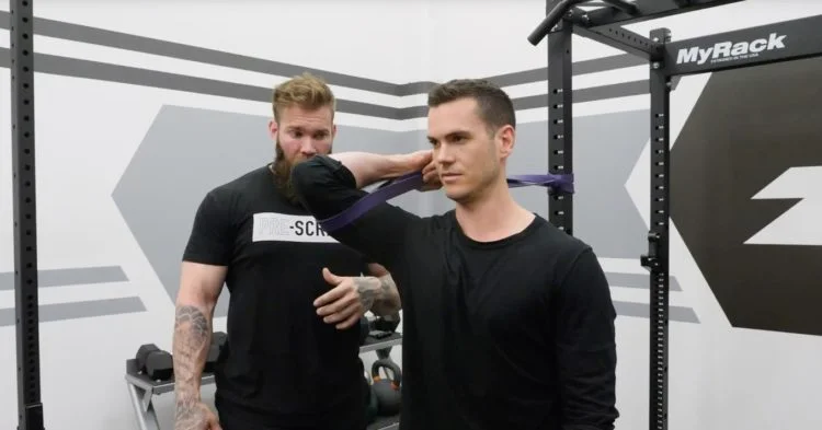 overhead lat stretch