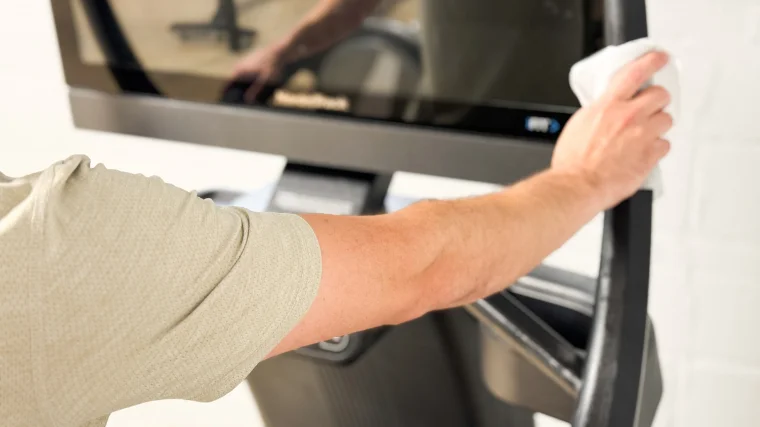 cleaning treadmill display