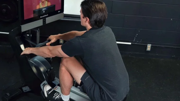 workout on a rowing machine