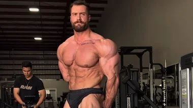 Cbum