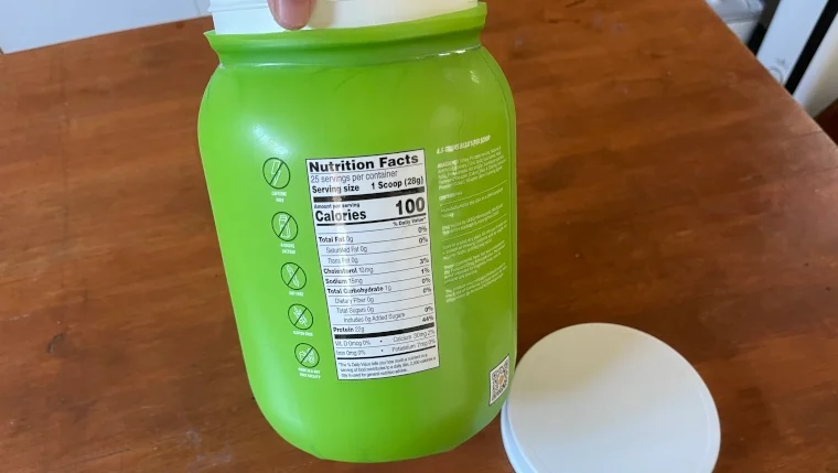 Nutrition Facts label on a container of SEEQ