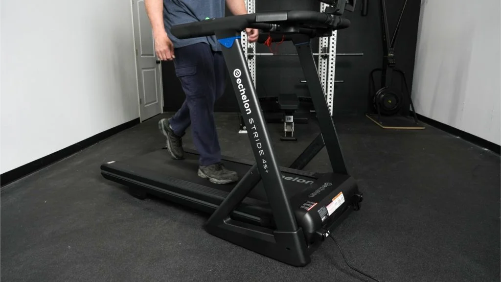 echelon stride 4 treadmill bottom view side view walking on treadmill