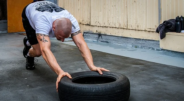 tyre push 2141096_640