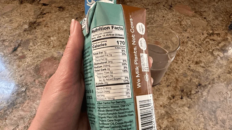 Nutrition facts for OWYN's Chocolate Protein Shake