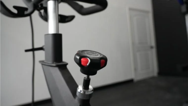 The resistance knob on the Stryde Bike.