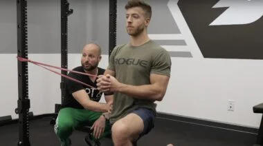 kneeling pallof press featured